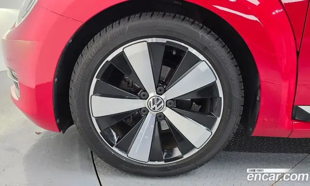 Volkswagen Beatle 2012 2.0 автомат (гидро), миниатюра 5 Volkswagen Beatle 2012 2.0 автомат (гидро), миниатюра 5