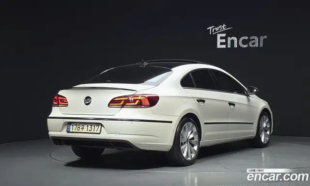 Volkswagen CC 2012 2.0 автомат (гидро), миниатюра 2