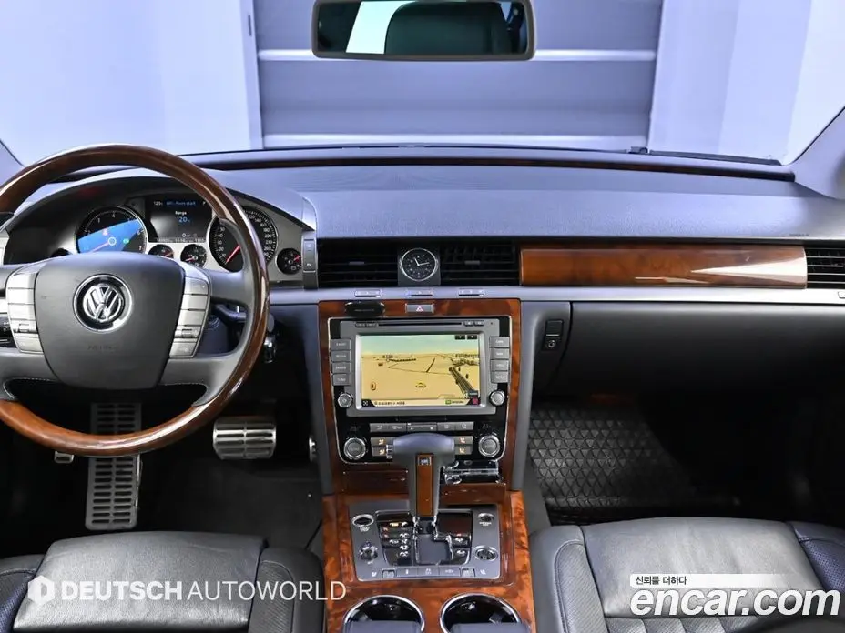 Volkswagen Phaeton 2013 4.2 автомат (гидро), фото 7 Volkswagen Phaeton 2013 4.2 автомат (гидро), фото 7