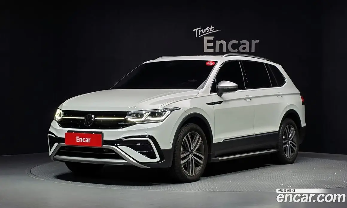 Volkswagen Tiguan 2023 2.0 автомат (гидро), фото 1 Volkswagen Tiguan 2023 2.0 автомат (гидро), фото 1