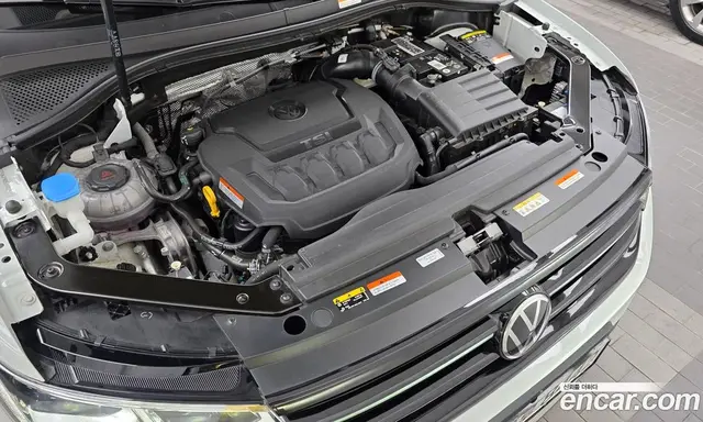 Volkswagen Tiguan 2023 2.0 автомат (гидро), миниатюра 6 Volkswagen Tiguan 2023 2.0 автомат (гидро), миниатюра 6
