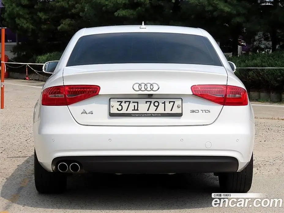 Audi A4 2015 2.0 автомат (гидро), фото 4 Audi A4 2015 2.0 автомат (гидро), фото 4