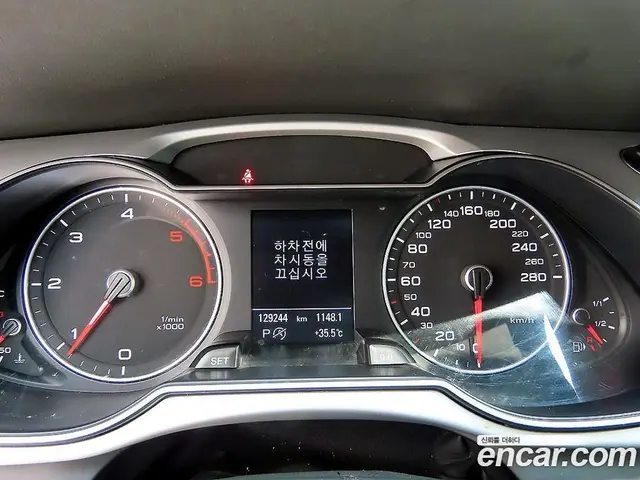 Audi A4 2015 2.0 автомат (гидро), миниатюра 9 Audi A4 2015 2.0 автомат (гидро), миниатюра 9