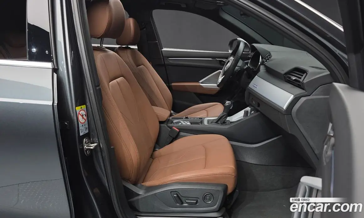 Audi Q3 2022 2.0 автомат (гидро), фото 11