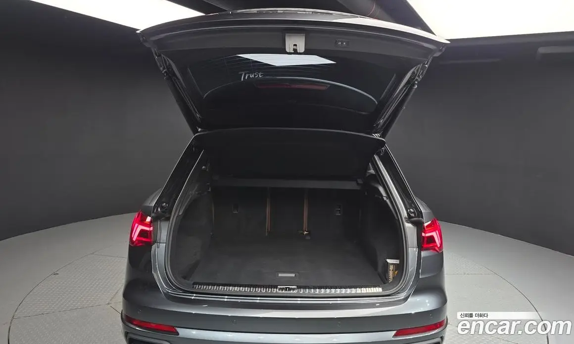 Audi Q3 2022 2.0 автомат (гидро), фото 20