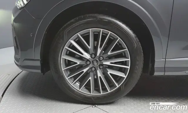 Audi Q3 2022 2.0 автомат (гидро), миниатюра 5