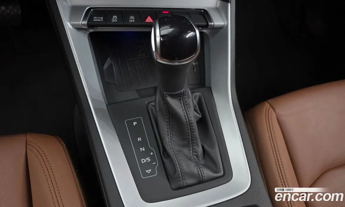 Audi Q3 2022 2.0 автомат (гидро), фото 9