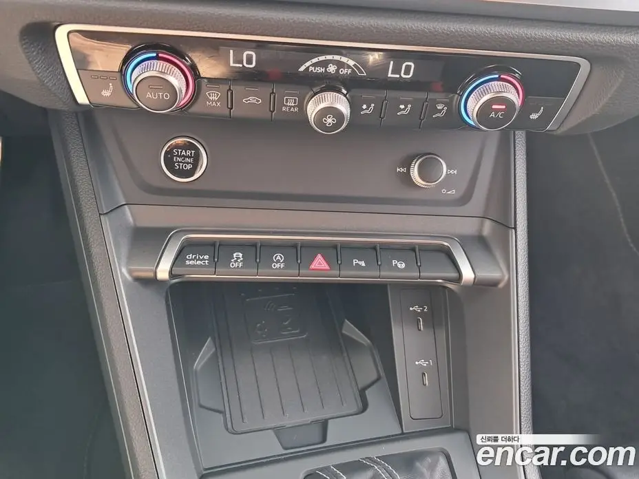 Audi Q3 2024 2.0 автомат (гидро), фото 13