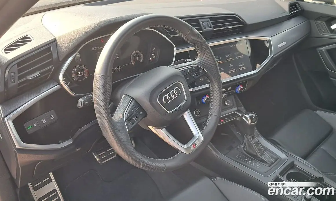 Audi Q3 2024 2.0 автомат (гидро), фото 17