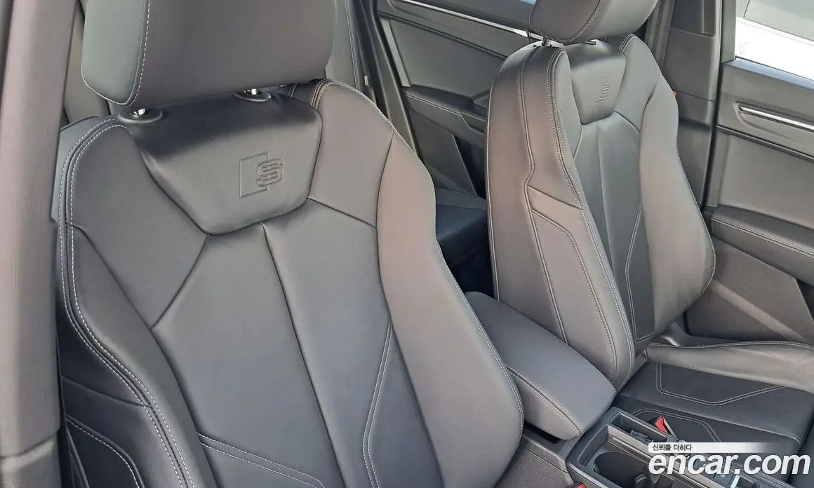 Audi Q3 2024 2.0 автомат (гидро), фото 19