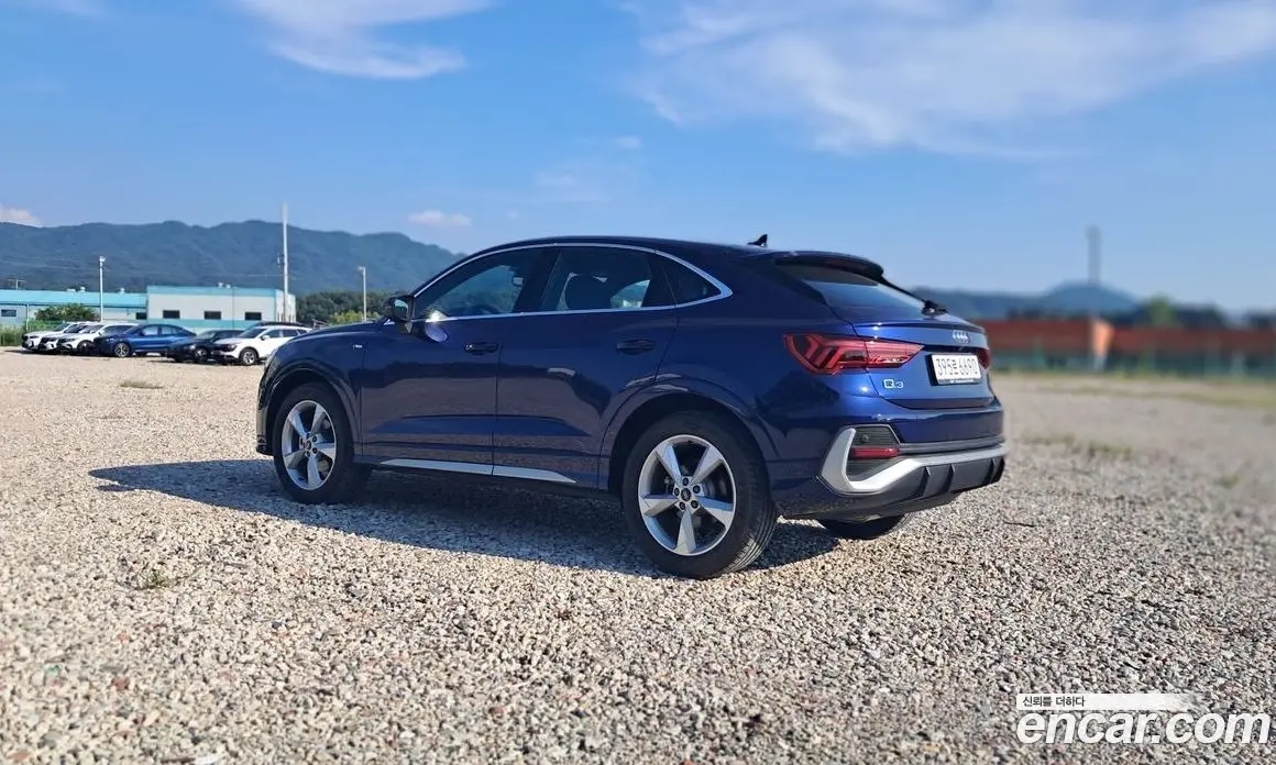 Audi Q3 2024 2.0 автомат (гидро), фото 4