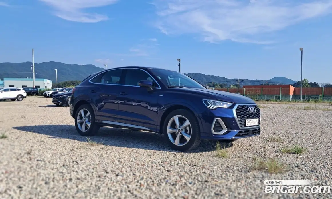 Audi Q3 2024 2.0 автомат (гидро), фото 5