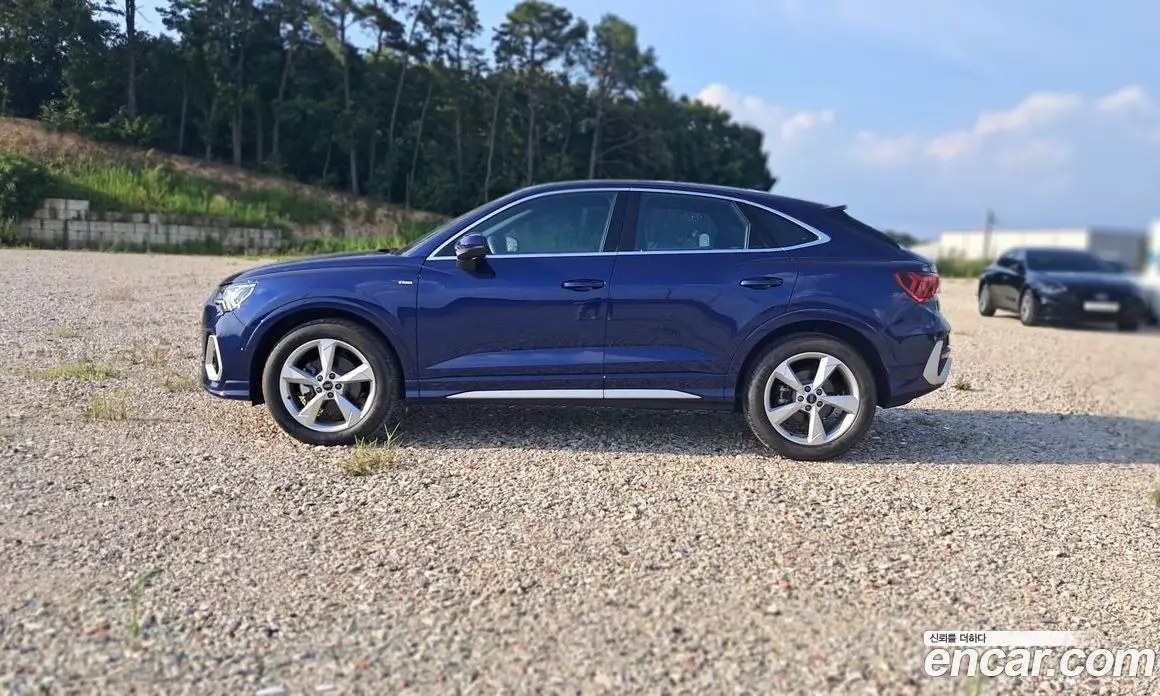 Audi Q3 2024 2.0 автомат (гидро), фото 8