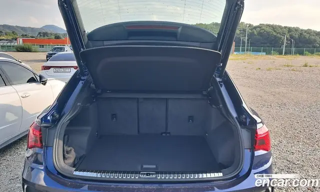 Audi Q3 2024 2.0 автомат (гидро), миниатюра 9