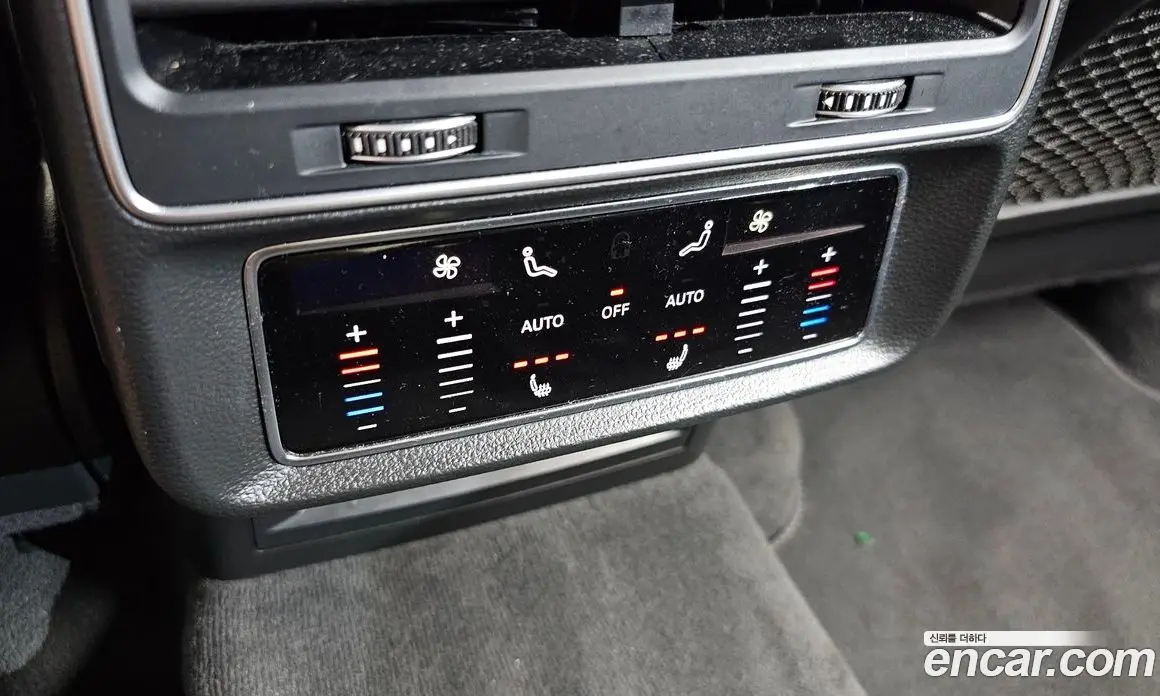 Audi Q8 2021 3.0 автомат (гидро), фото 18 Audi Q8 2021 3.0 автомат (гидро), фото 18