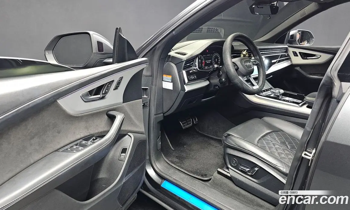 Audi Q8 2021 3.0 автомат (гидро), фото 10 Audi Q8 2021 3.0 автомат (гидро), фото 10