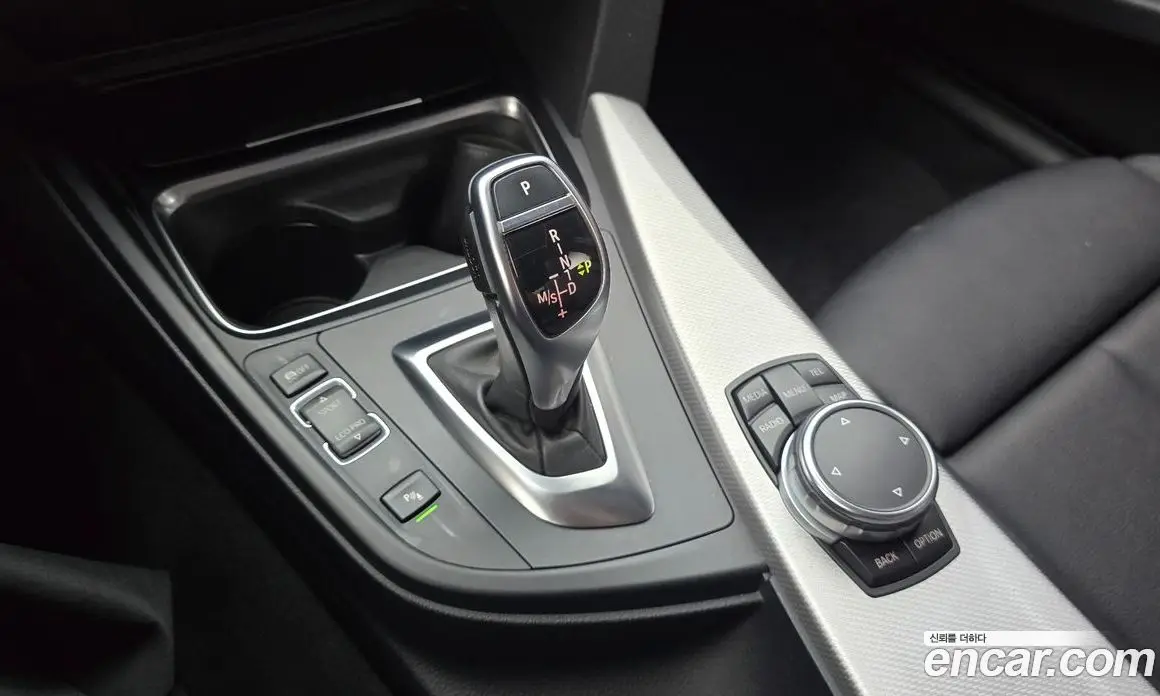 BMW 3 серия 2015 2.0 автомат (гидро), фото 9 BMW 3 серия 2015 2.0 автомат (гидро), фото 9