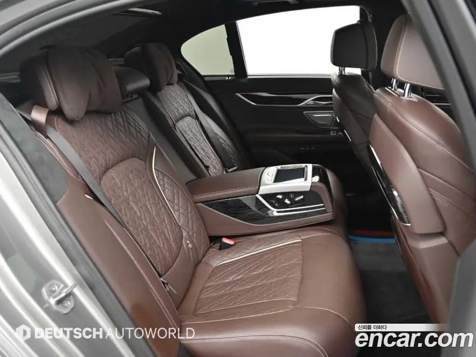 BMW 7 серия 2021 3.0 автомат (гидро), фото 12 BMW 7 серия 2021 3.0 автомат (гидро), фото 12