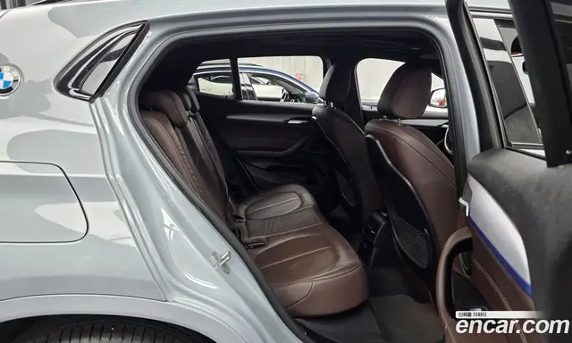 BMW X2 2023 2.0 автомат (гидро), миниатюра 12