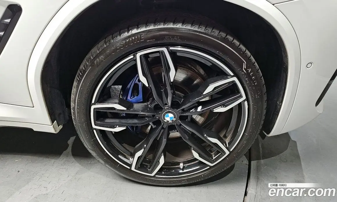 BMW X4 2025 3.0 автомат (гидро), фото 5 BMW X4 2025 3.0 автомат (гидро), фото 5