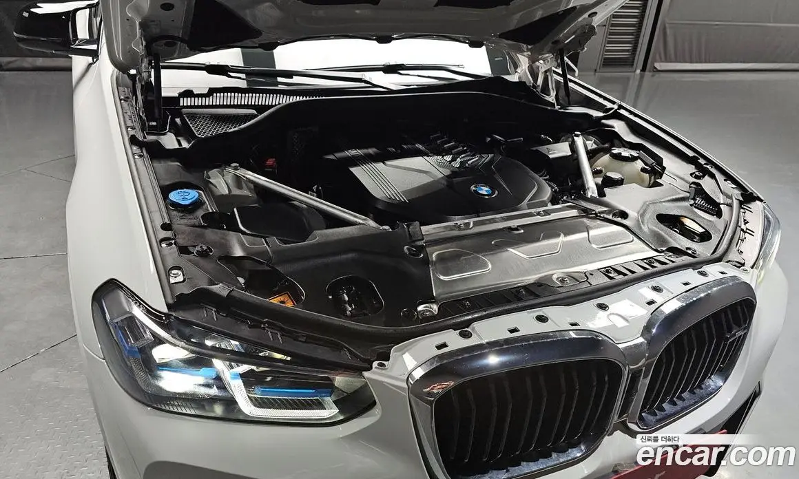 BMW X4 2025 3.0 автомат (гидро), фото 6 BMW X4 2025 3.0 автомат (гидро), фото 6