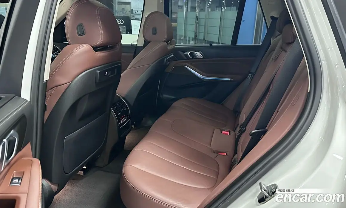 BMW X5 2021 3.0 автомат (гидро), фото 11