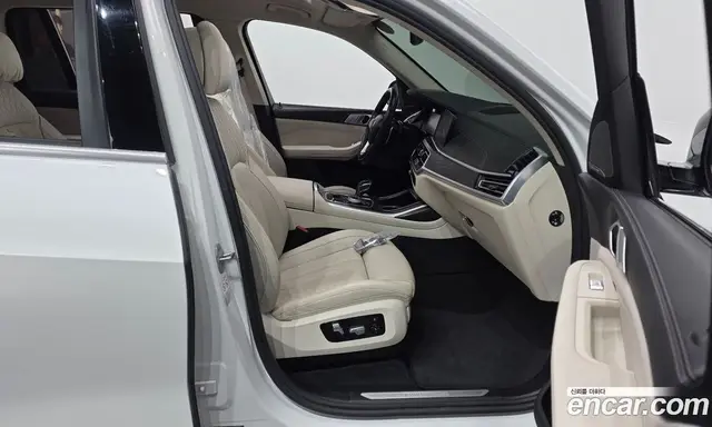 BMW X7 2021 3.0 автомат (гидро), миниатюра 11