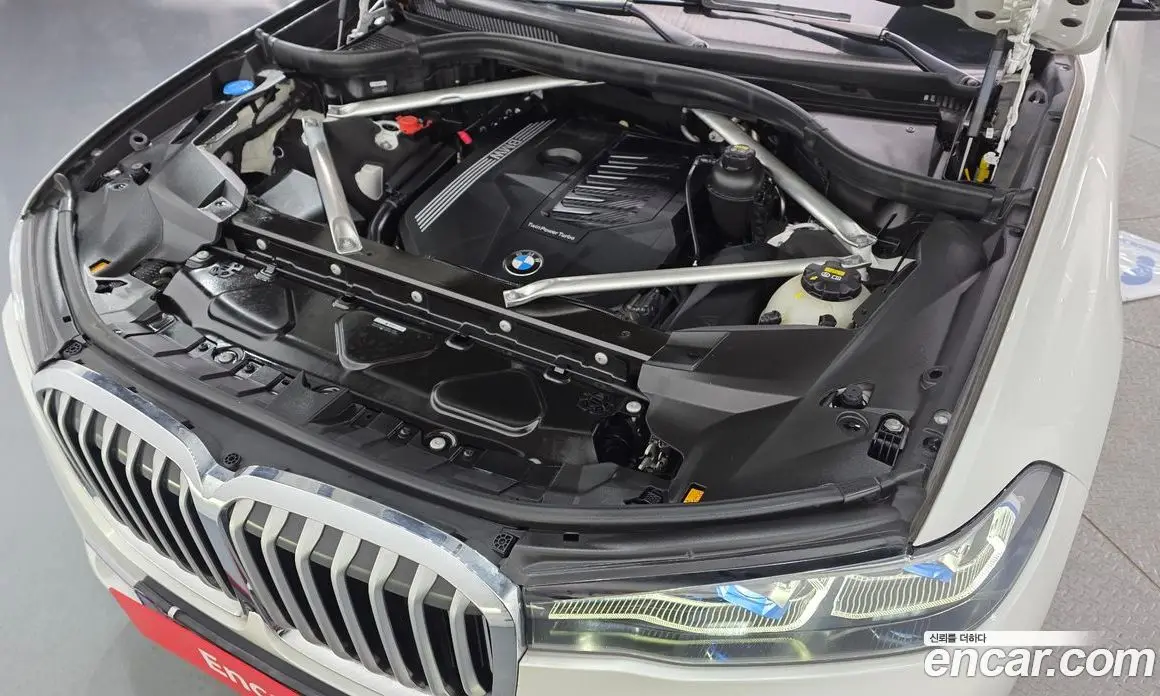 BMW X7 2021 3.0 автомат (гидро), фото 6