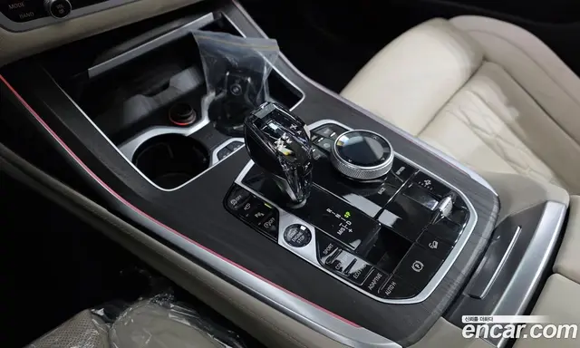 BMW X7 2021 3.0 автомат (гидро), миниатюра 9