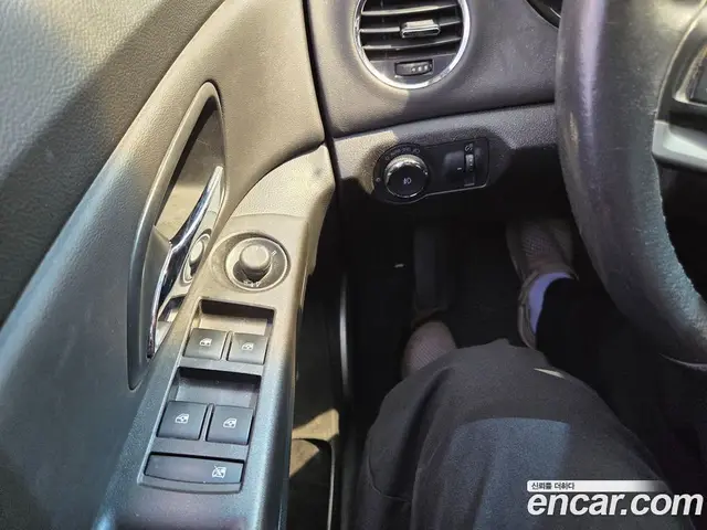 Chevrolet Cruze 2014 2.0 автомат (гидро), миниатюра 10 Chevrolet Cruze 2014 2.0 автомат (гидро), миниатюра 10