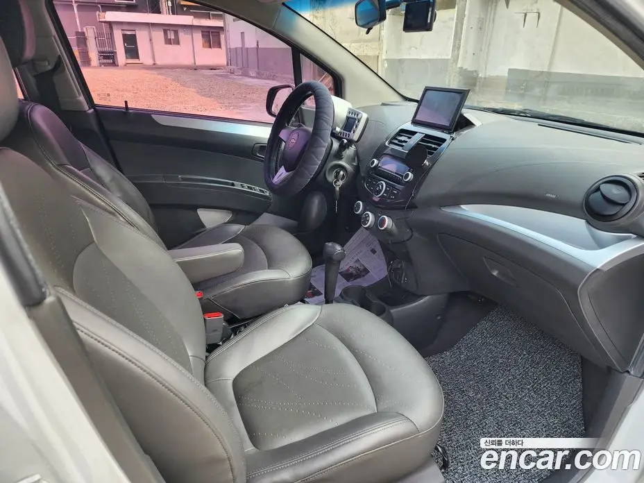 Chevrolet Spark 2013 1.0 автомат (гидро), фото 17