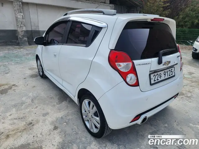 Chevrolet Spark 2013 1.0 автомат (гидро), миниатюра 7