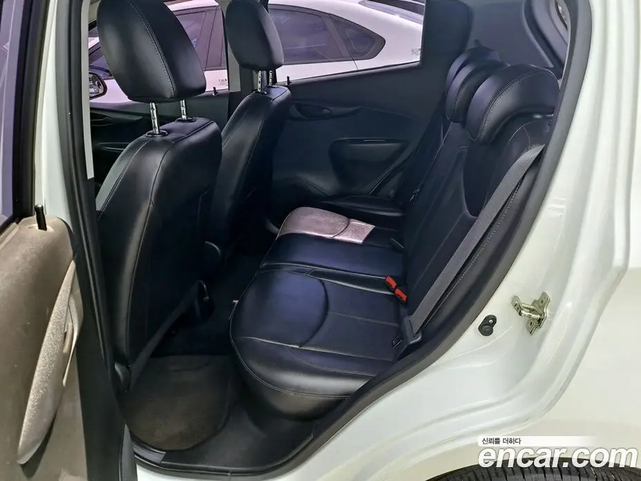 Chevrolet Spark 2016 1.0 автомат (гидро), фото 11