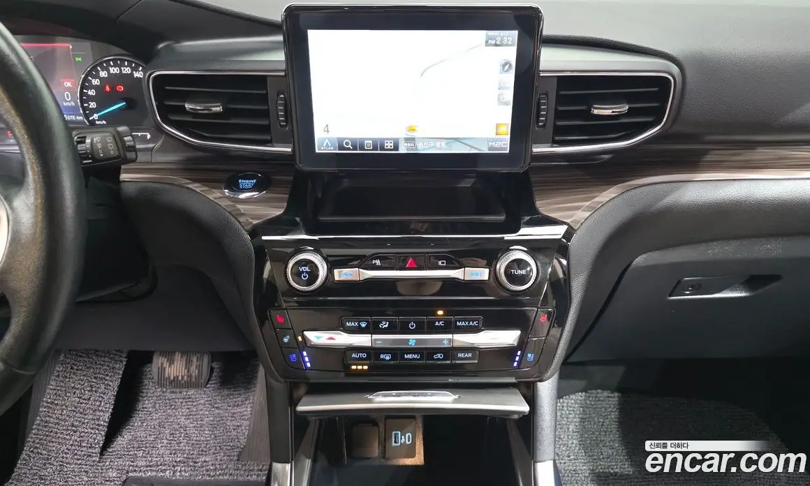 Ford Explorer 2022 3.3 автомат (гидро), фото 14