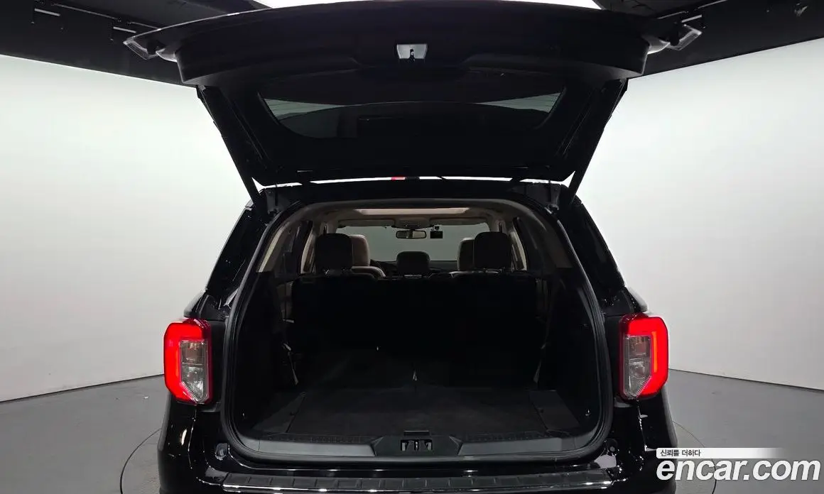 Ford Explorer 2022 3.3 автомат (гидро), фото 20