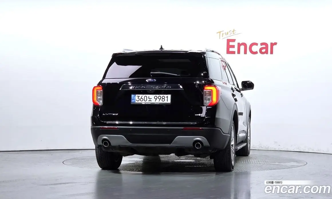 Ford Explorer 2022 3.3 автомат (гидро), фото 4