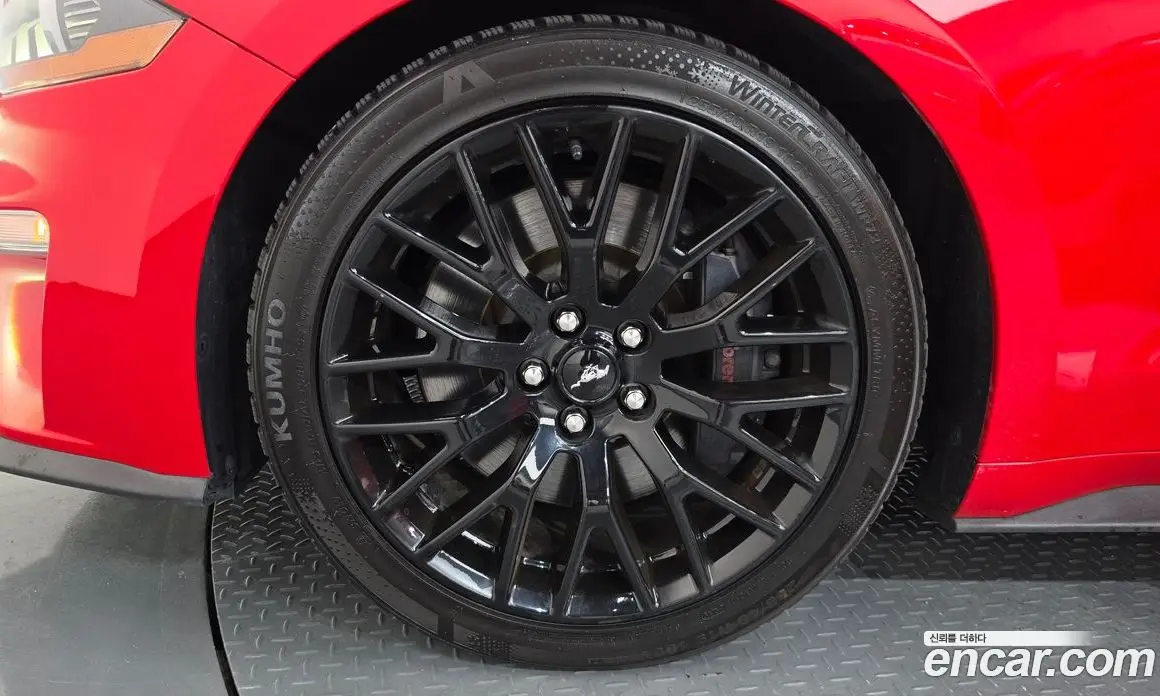 Ford Mustang 2019 5.0 автомат (гидро), фото 5