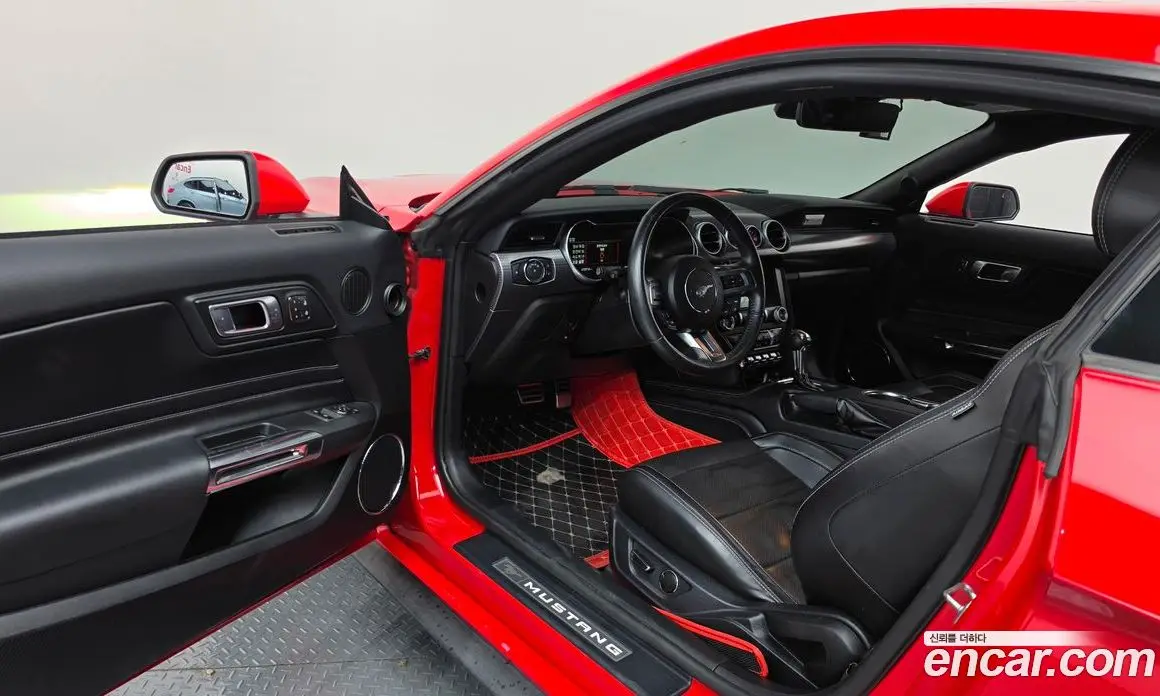 Ford Mustang 2019 5.0 автомат (гидро), фото 10