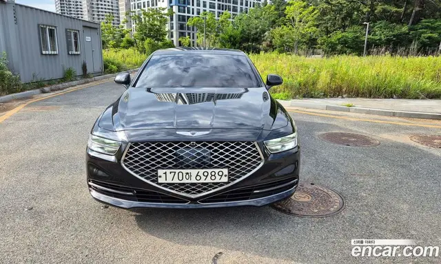 Genesis G90, 2021, 61 300 км