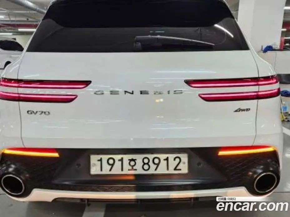 Genesis GV70 2023 3.5 автомат (гидро), фото 3