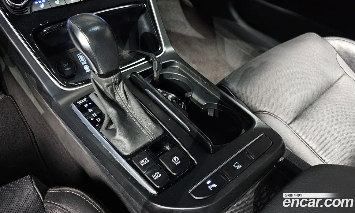 Hyundai Grandeur 2019 2.4 автомат (гидро), фото 9 Hyundai Grandeur 2019 2.4 автомат (гидро), фото 9