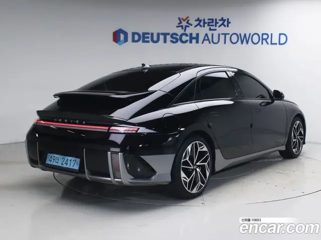 Hyundai Ioniq 6 2023 автомат (гидро), миниатюра 3
