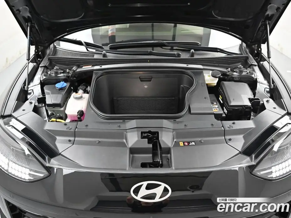 Hyundai Ioniq 6 2023 автомат (гидро), фото 7