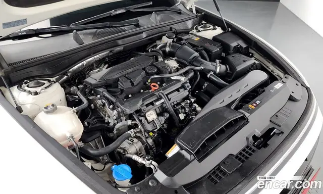 Hyundai Sonata 2023 1.6 автомат (гидро), миниатюра 5 Hyundai Sonata 2023 1.6 автомат (гидро), миниатюра 5