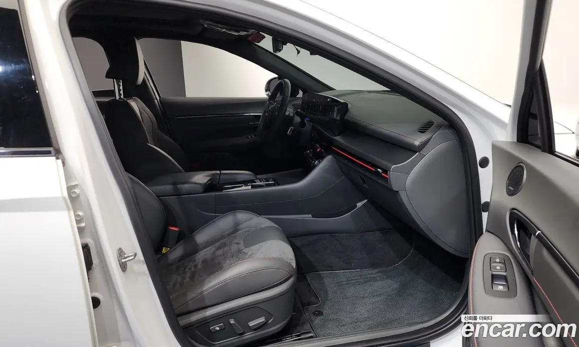 Hyundai Sonata 2023 1.6 автомат (гидро), фото 10 Hyundai Sonata 2023 1.6 автомат (гидро), фото 10