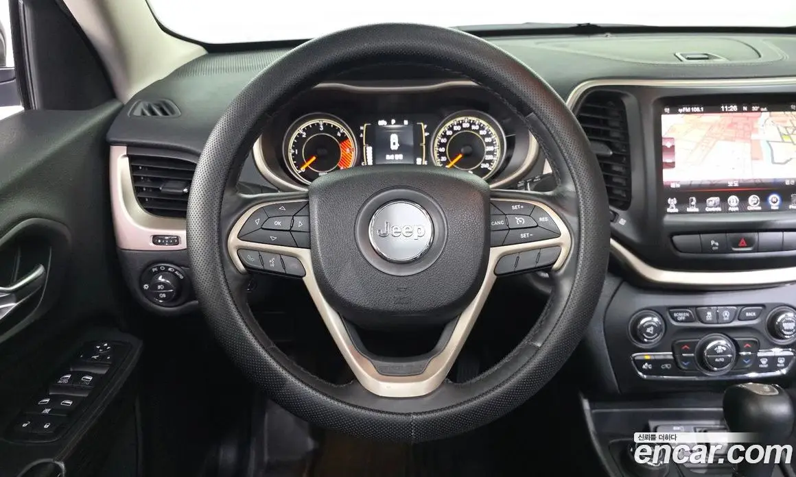 Jeep Cherokee 2015 2.0 автомат (гидро), фото 14