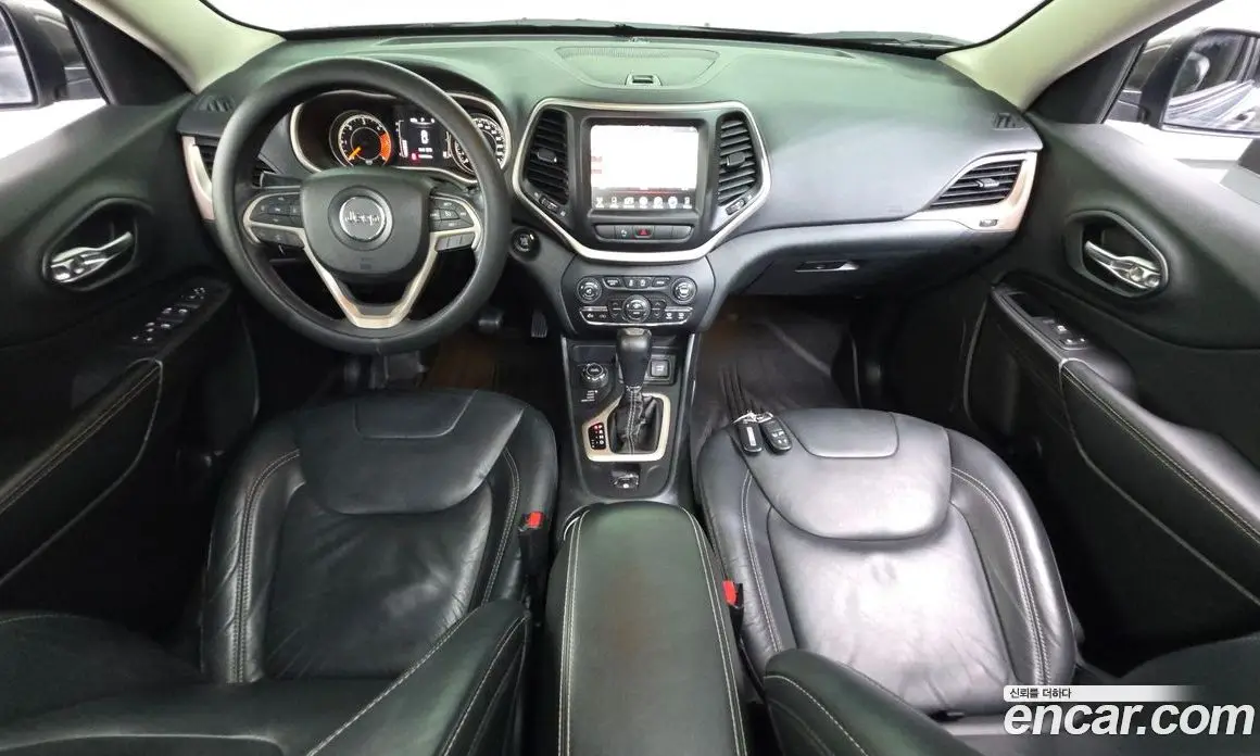 Jeep Cherokee 2015 2.0 автомат (гидро), фото 7