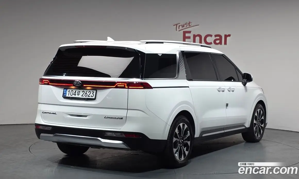 Kia Carnival 2020 2.2 автомат (гидро), фото 1 Kia Carnival 2020 2.2 автомат (гидро), фото 1