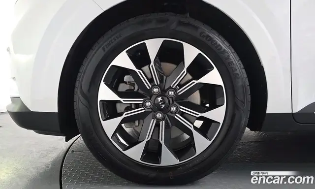 Kia Carnival 2020 2.2 автомат (гидро), миниатюра 4 Kia Carnival 2020 2.2 автомат (гидро), миниатюра 4
