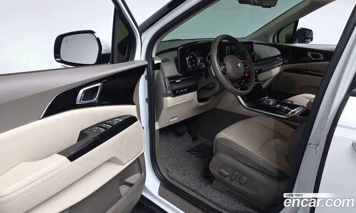 Kia Carnival 2020 2.2 автомат (гидро), фото 10 Kia Carnival 2020 2.2 автомат (гидро), фото 10